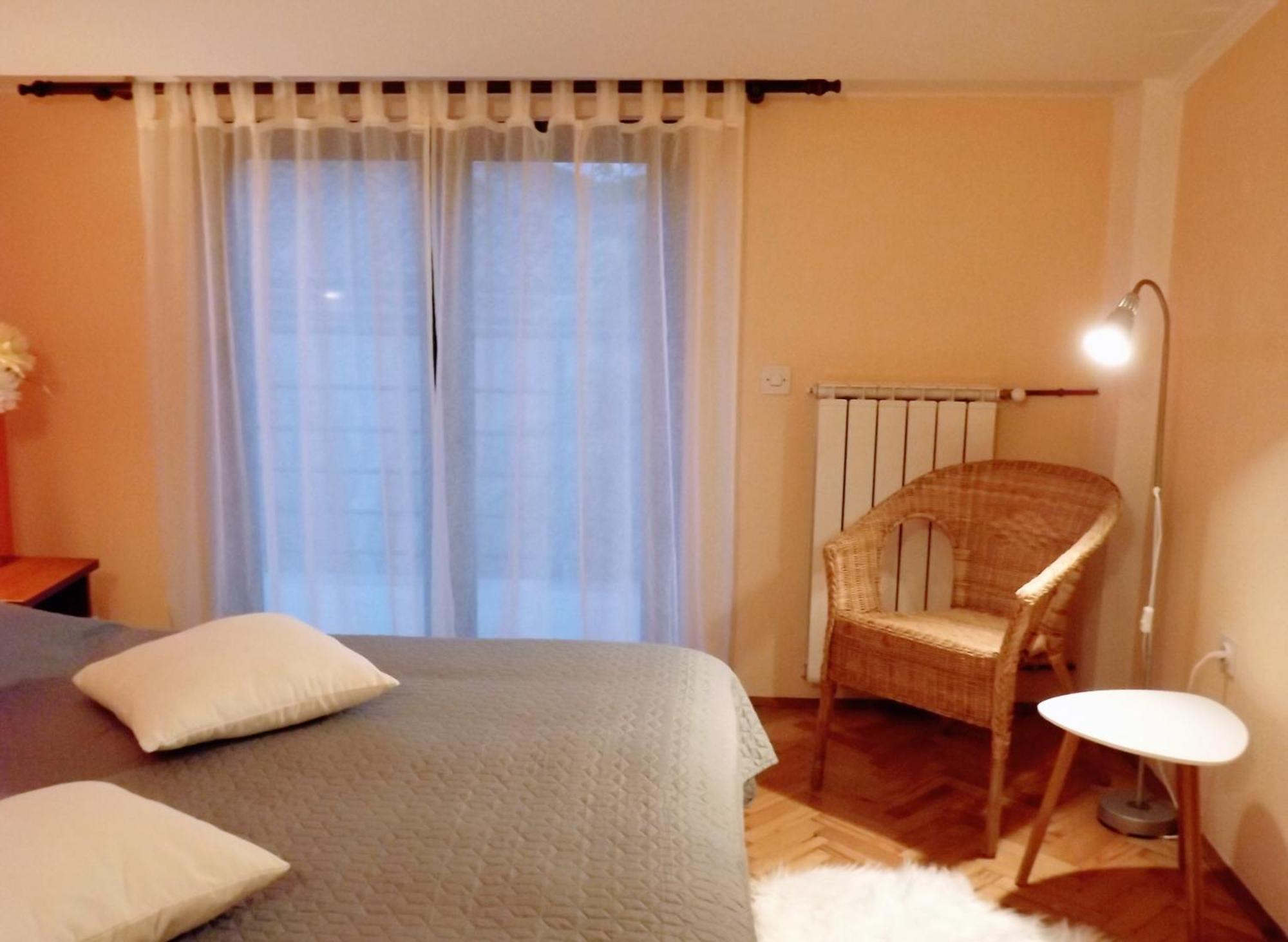 Apartments Eva ウマグ 部屋 写真