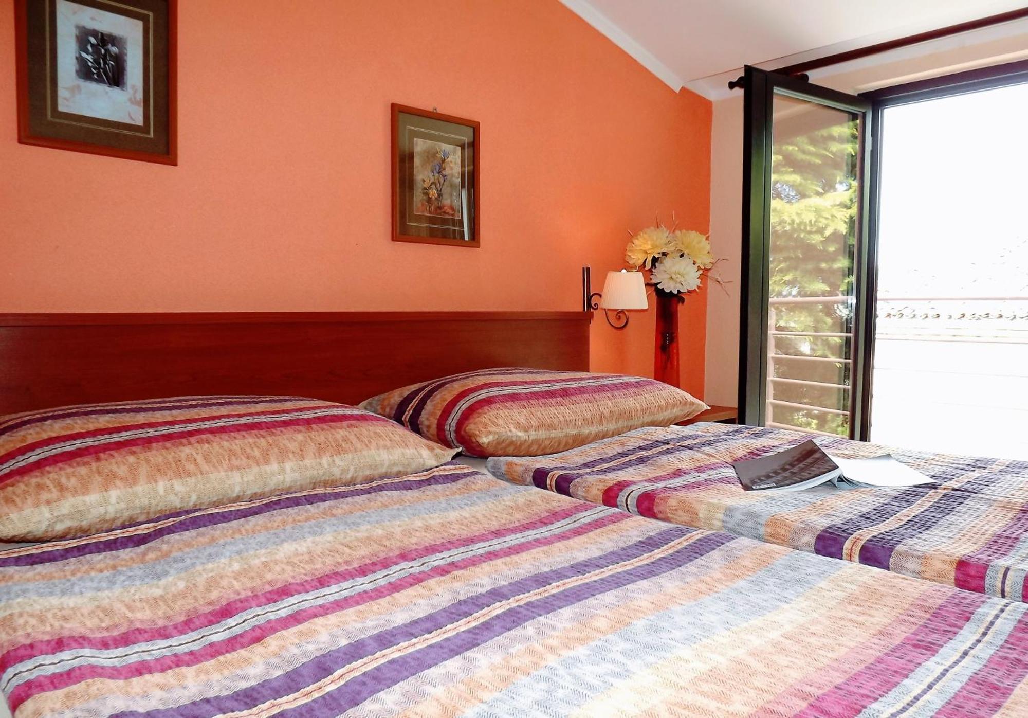 Apartments Eva ウマグ 部屋 写真