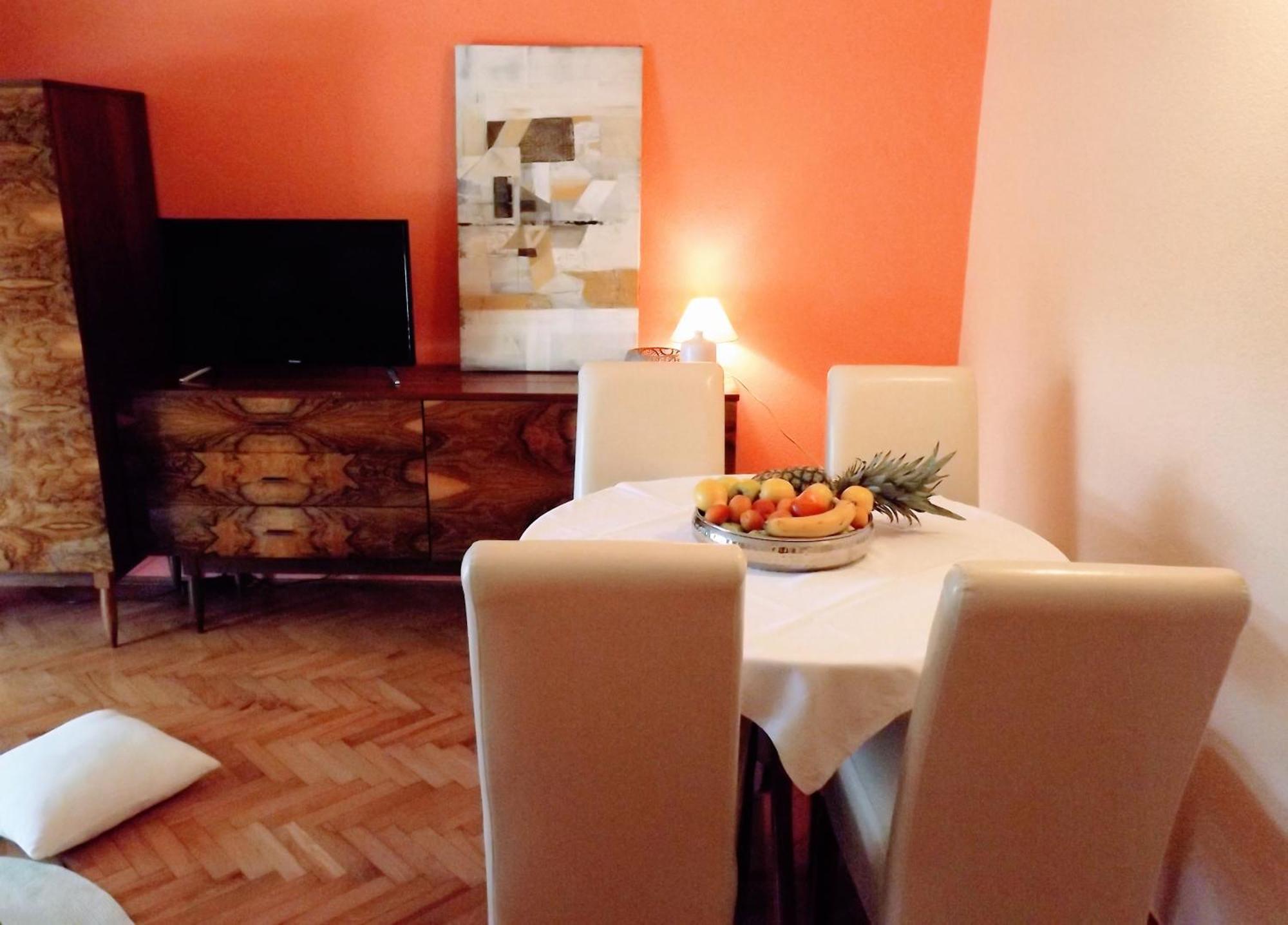 Apartments Eva ウマグ 部屋 写真